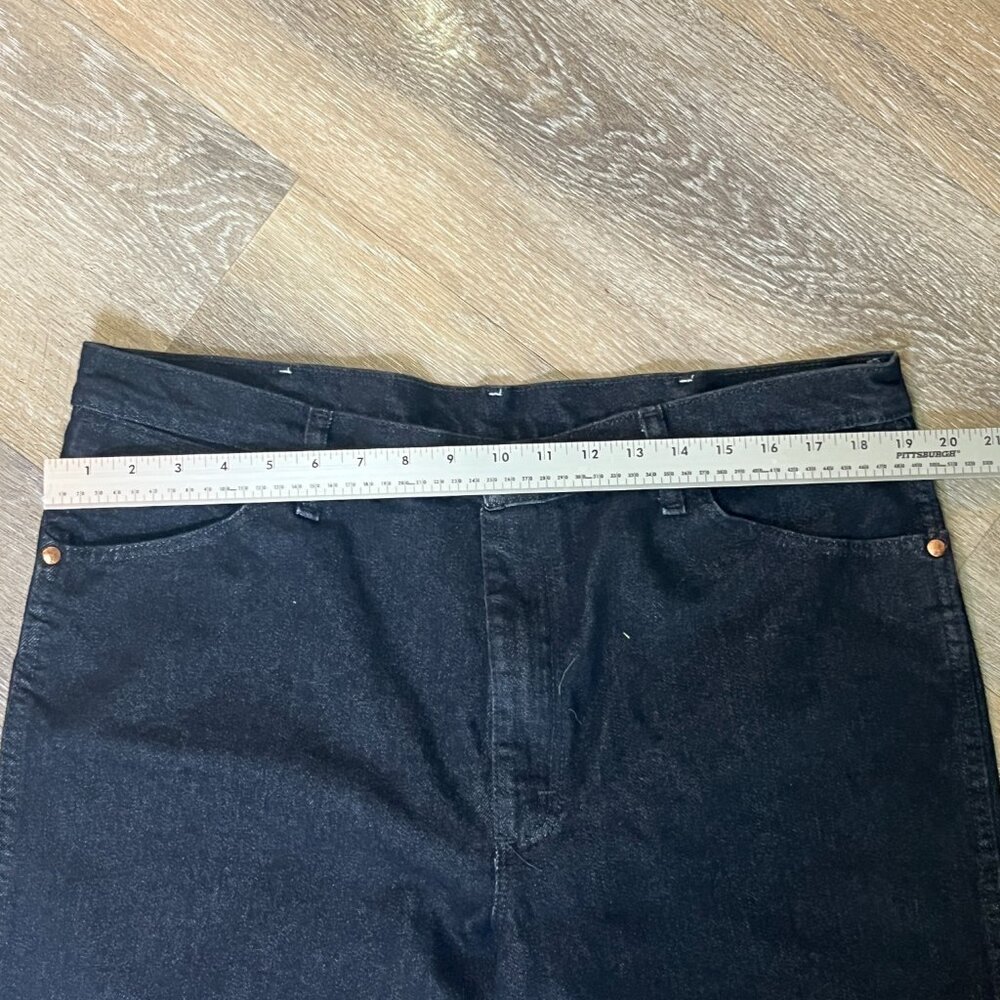 Wrangler Dark Wash Straight Leg Jeans High Rise Classic Fit - Picture 9 of 9